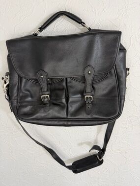 Levenger Tusting Clipper Black Pebbled Leather Messenger Bag Made In England EUC